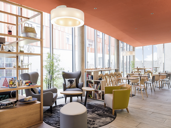 Aparthotel Adagio Access Paris Massy Gare TGV